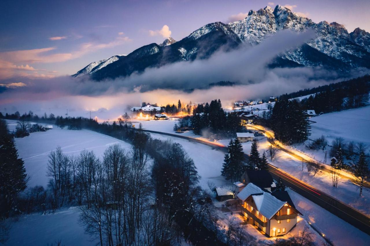 Appartamento Hisa Kosobrin Kranjska Gora Esterno foto